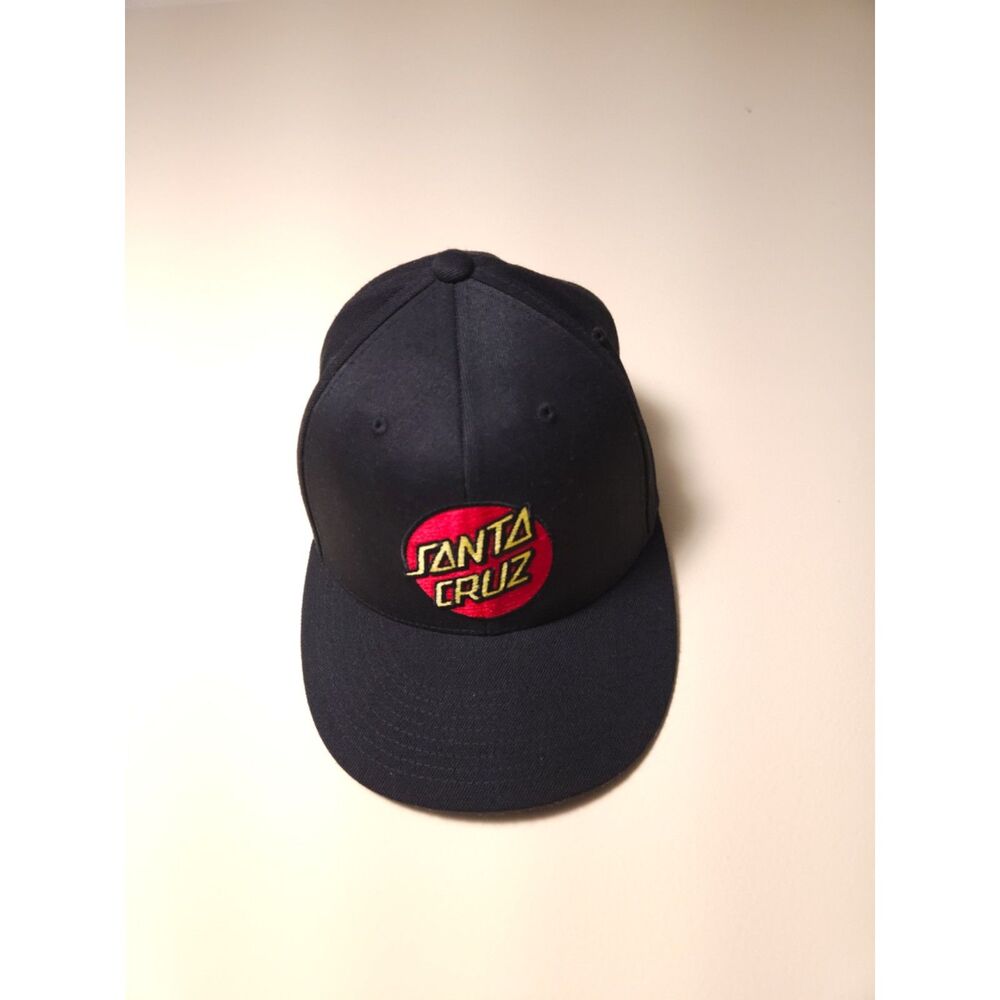 Santa Cruz Skateboards Classic Dot 210 Fitted Black Hat – 7 3/8 - 7 3/4